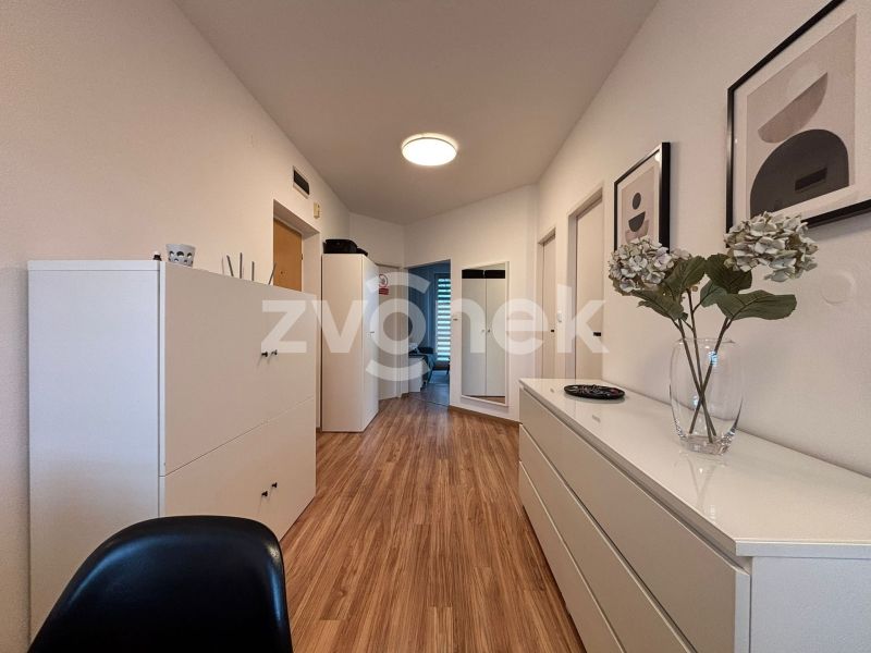 Prodej bytu 2+1 56 m², centrum Otrokovic, Hložkova