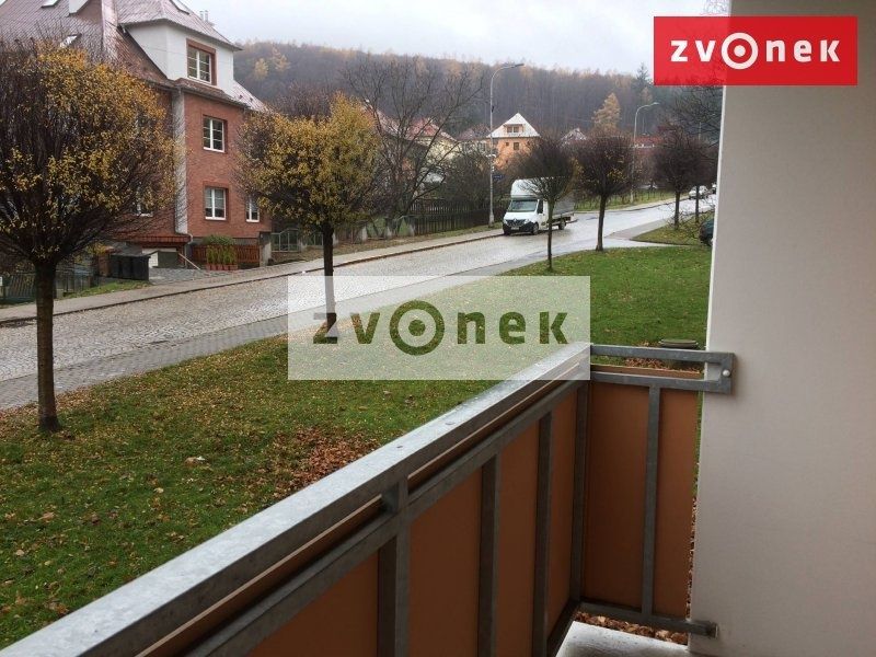 Pronájem bytu 2+1 60 m², Zlín - Prštné