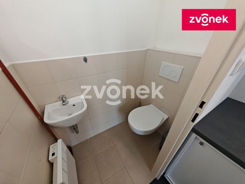 Pronájem obchodního prostoru 35 m², Zlín - Mladcová