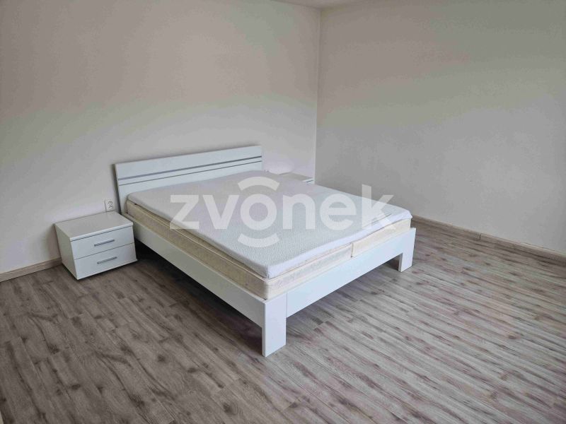Prodej rodinného domu 3+1, Zlechov