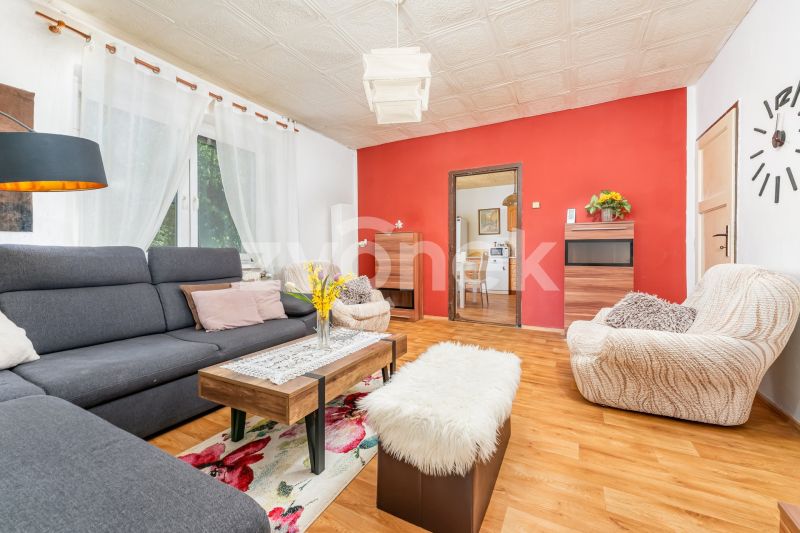 Prodej rodinného domu 130 m², Luhačovice - Polichno