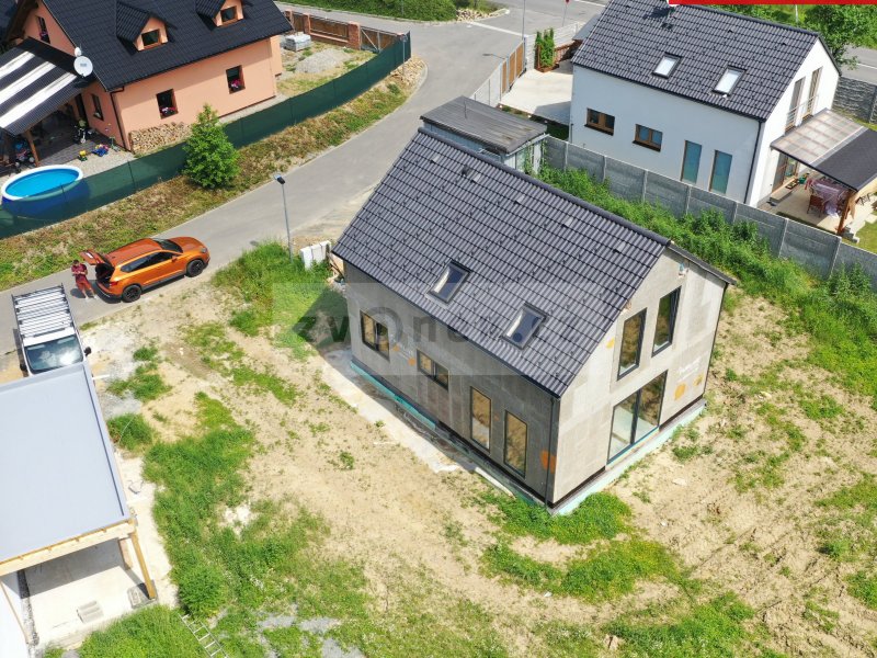Novostavba nízkoenergetického RD na klíč i s pozemkem v obci Žeranovice