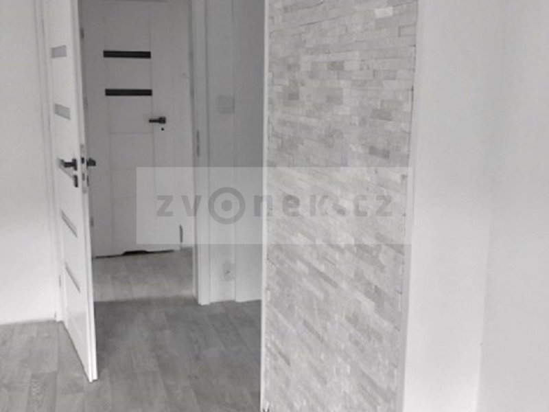 3+kk Zlín - Obeciny, balkon, parkovací stání