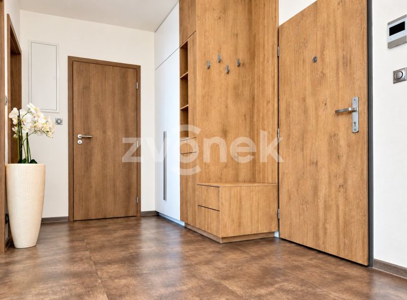 Prodej luxusního bytu 3+kk s terasou a garážovým stáním – Rezidence Bartoška