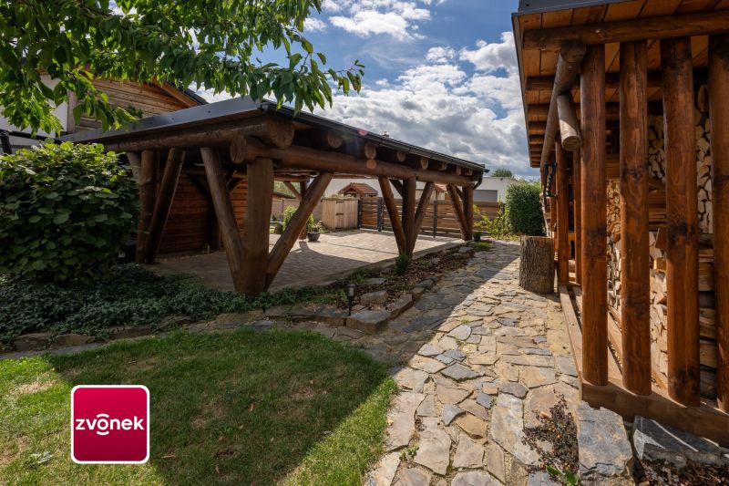 Prodej rodinného domu 4+kk, 191 m², Zádveřice-Raková