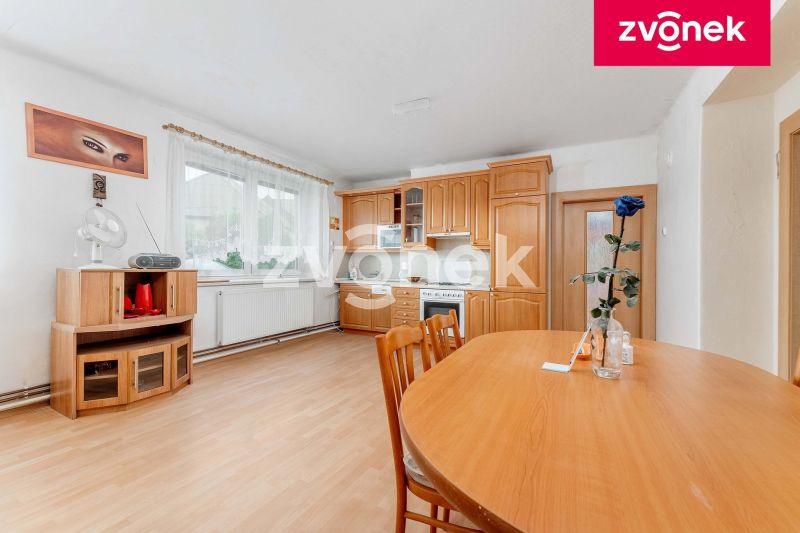 Prodej rodinného domu 220 m², Břest