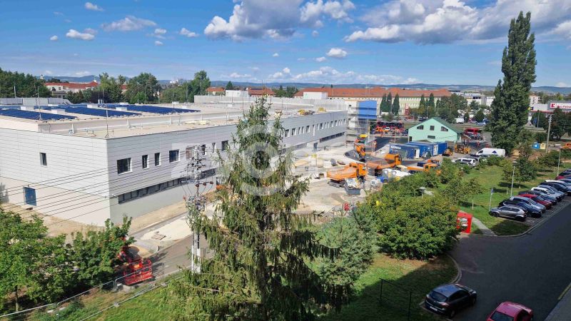 Pronájem prostorného bytu 2+1, sídliště Na Rybníku, Uherské Hradiště