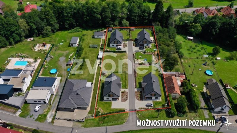 Investiční stavební pozemek 3688 m², Želechovice nad Dřevnicí