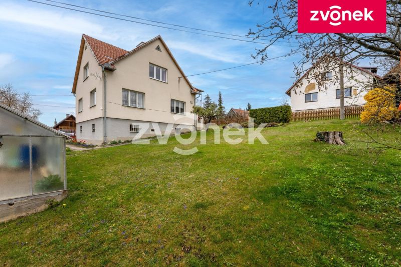 Prodej rodinného domu 300 m², Ublo