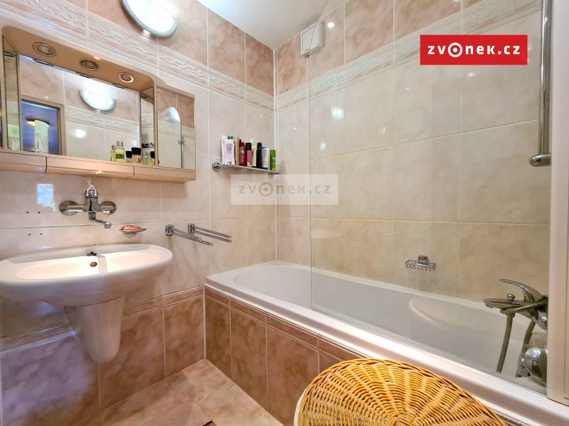 5+1 Zlín - Nad Stráněmi, garáž, krásný výhled