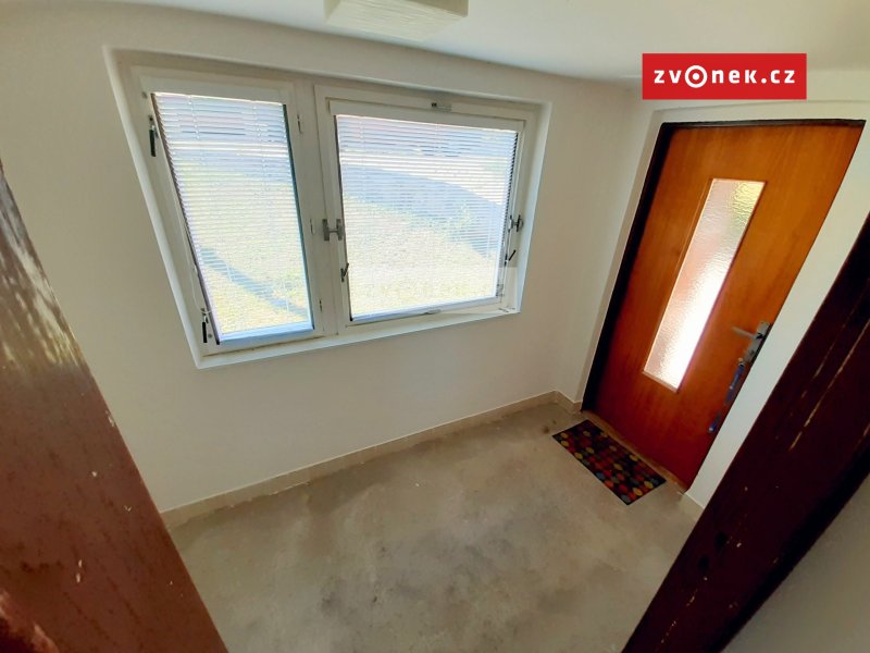 Pronájem 2+1 Zlín - Mokrá