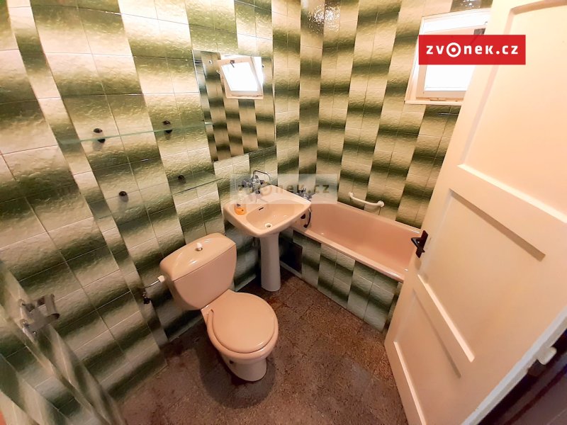 Pronájem 2+1 Zlín - Mokrá