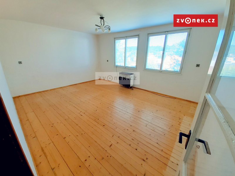 Pronájem 2+1 Zlín - Mokrá