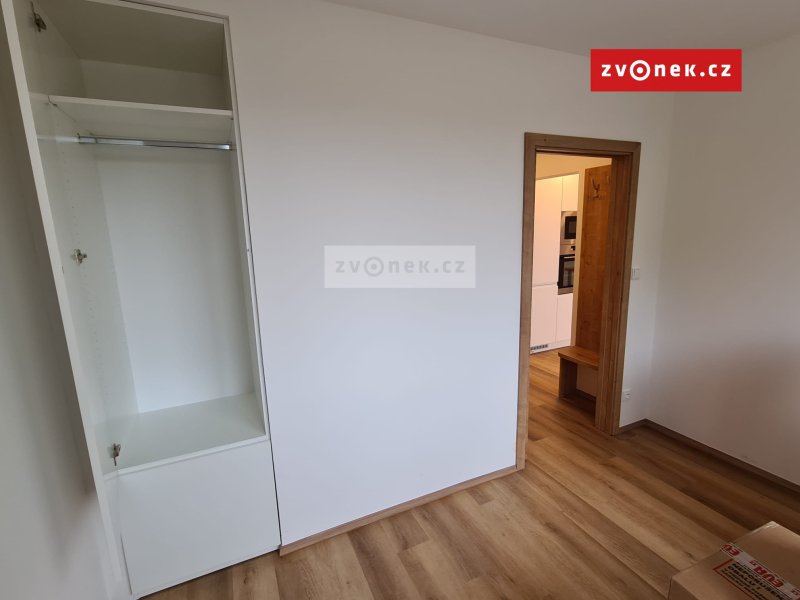 Pronájem nadstandardního 2+kk s lodžií- Vizovice