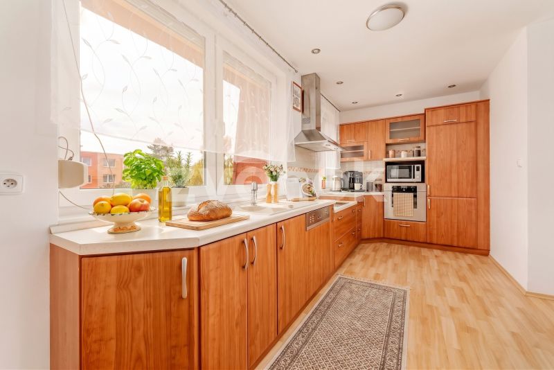 Krásný byt 3+kk Otrokovice - Trávníky, ul. SNP, balkon