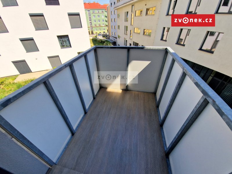 2+kk Brno - Křenová, novostavba, garážové stání, od 1.6.2025