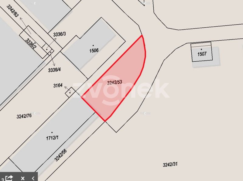 Pronájem komerčního areálu cca 1 920 m² s administrativním zázemím – Otrokovice