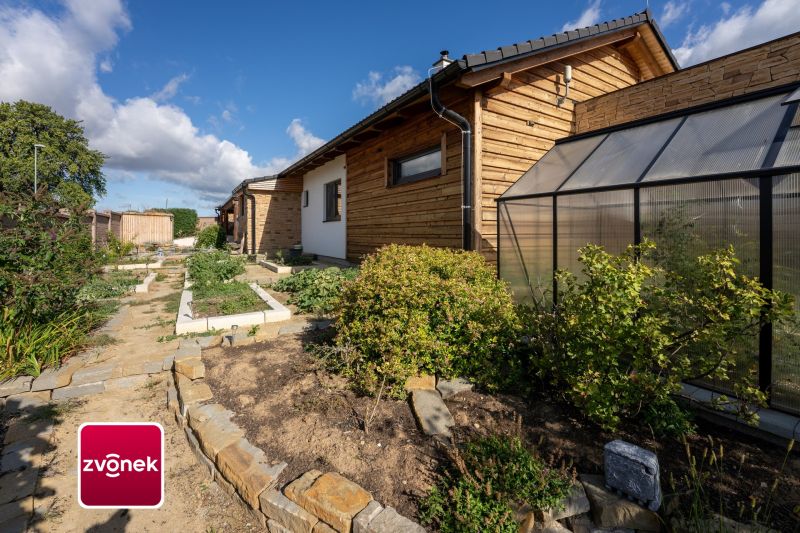 Prodej rodinného domu 4+kk, 191 m², Zádveřice-Raková