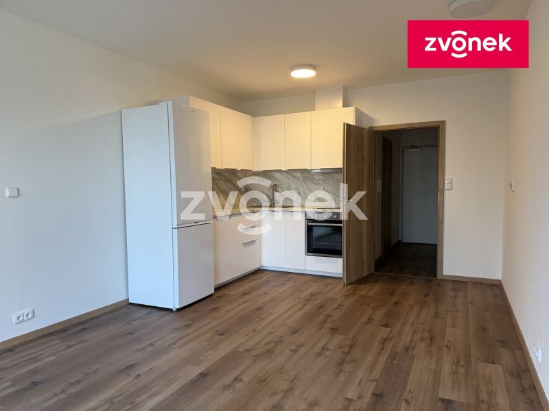Pronájem bytu 1+kk 32 m², Zlín