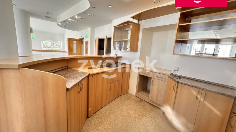Pronájem restaurace 174 m², Zlín