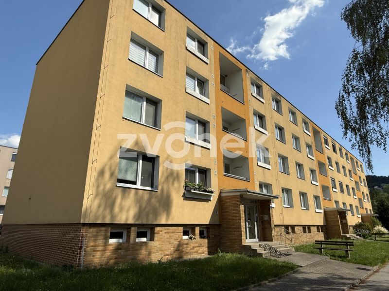 Pronájem bytu 1+1 33 m², Zlín - Příluky