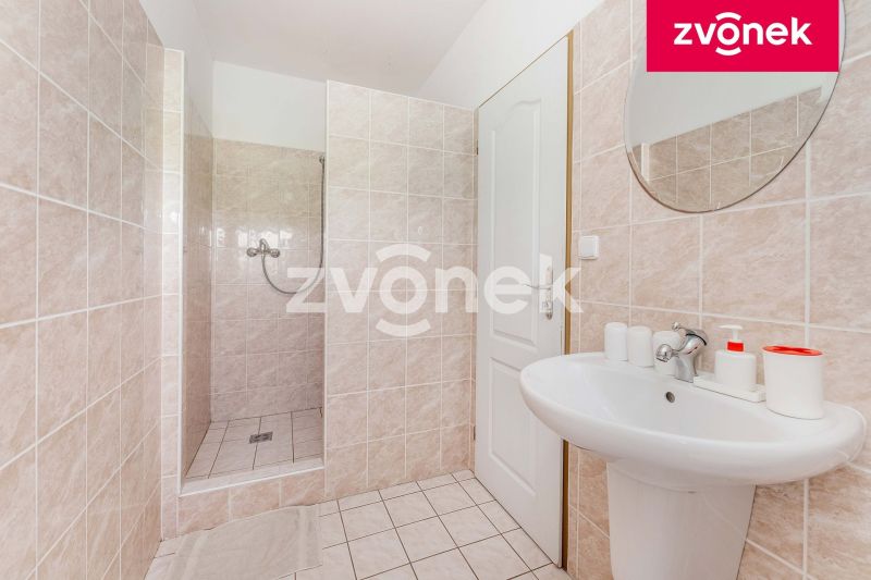 Prodej nemovitosti pro ubytování 400 m², Fryšták - Dolní Ves