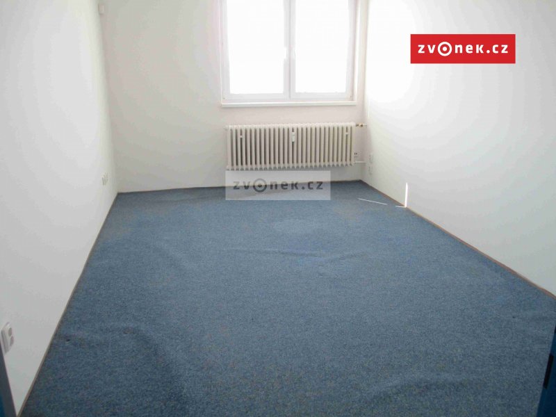 Pronájem kanceláří ul. Průmyslová v Uh. Hradišti.