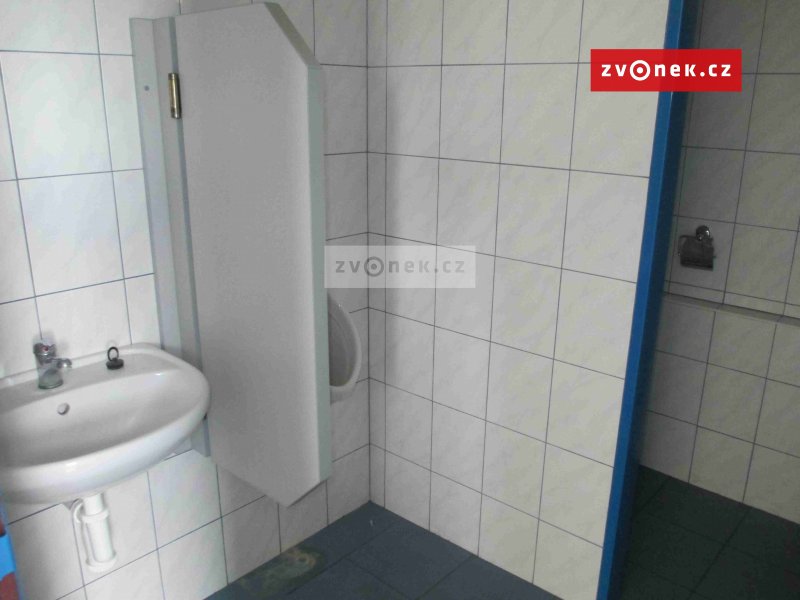 Pronájem kanceláří ul. Průmyslová v Uh. Hradišti.