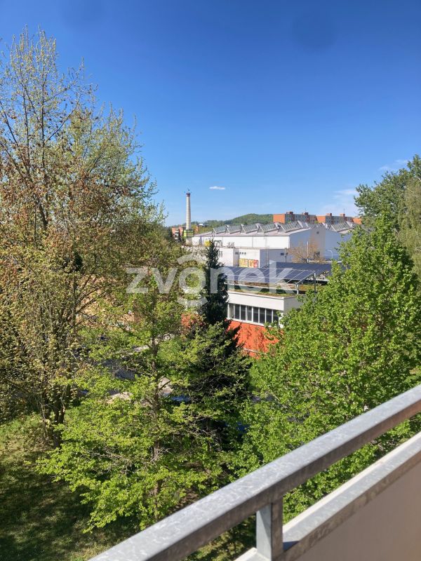 Luxusní, kompletně vybavený byt 3+1 po rekonstrukci, Budovatelská, Zlín – PRVNÍ NÁJEMCE