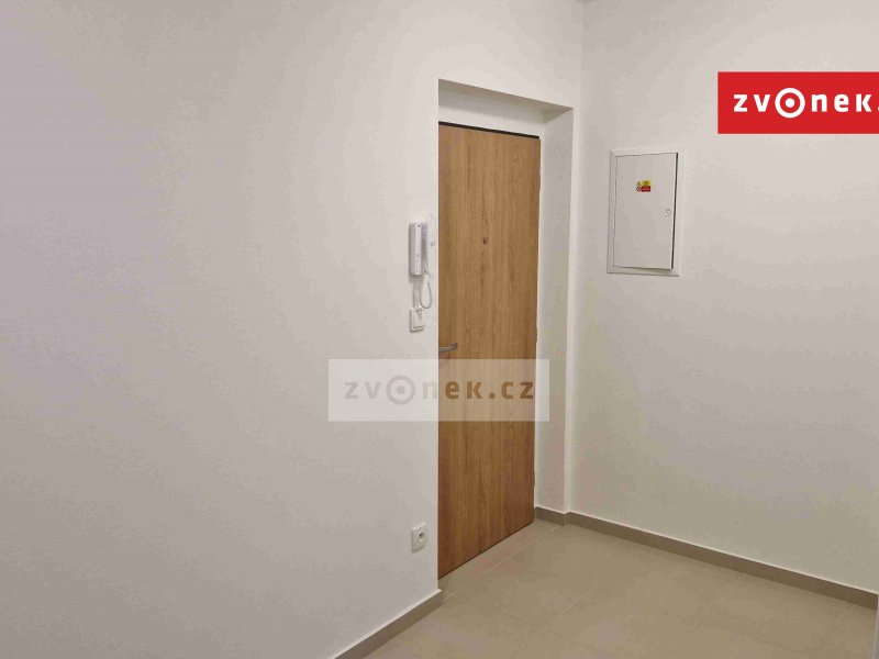 Pronájem novostavby bytu 2+kk ve Štěpnicích vedle nemocnice.