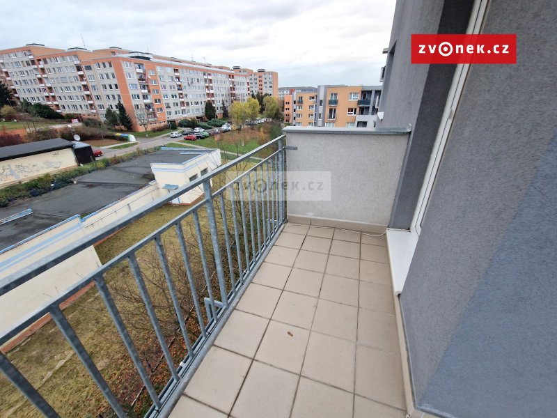 2+kk Zlín - Podlesí, balkon, garážové stání, ihned