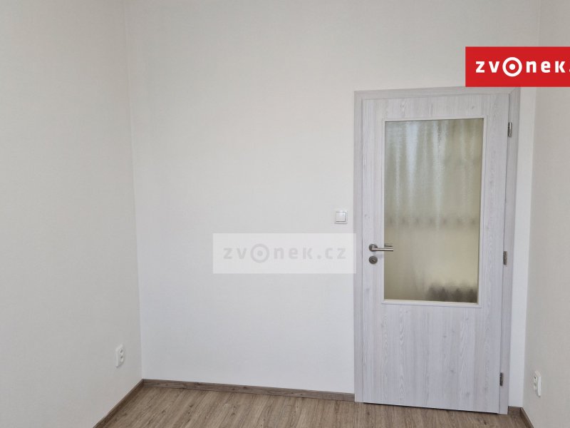 Pronájem bytu 3+kk na Zahrádkách s dvěma velkými terasami.