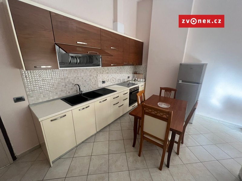 Prodej apartmánu 60m2 v Golemu v Albánii