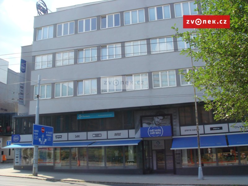 3+kk, zděný prostorný byt v centru Zlína s terasou