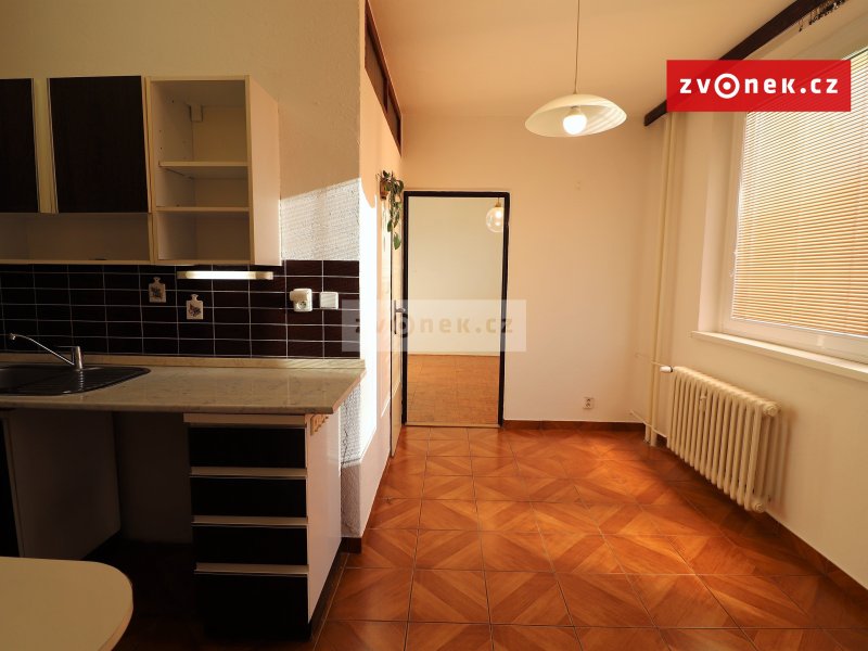 Prodej bytu 3+1 Brumov Bylnice, balkón, CP 67m2.