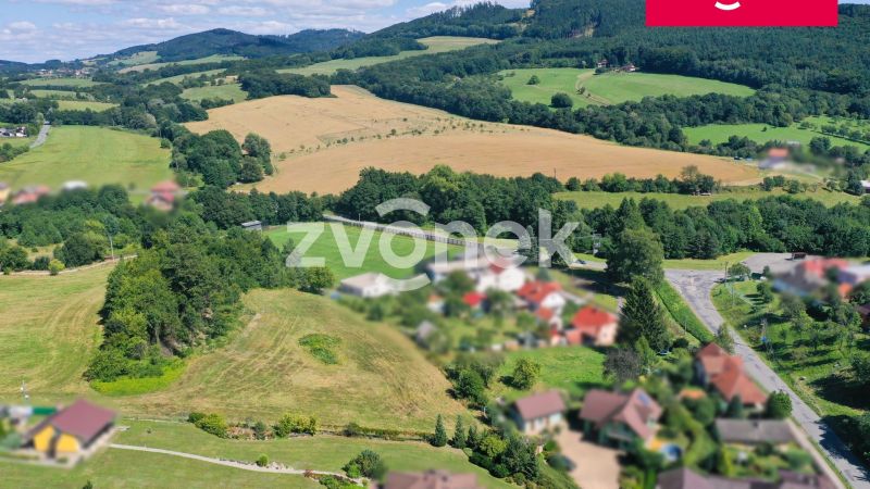 Prodej stavebního pozemku 923 m², Březůvky