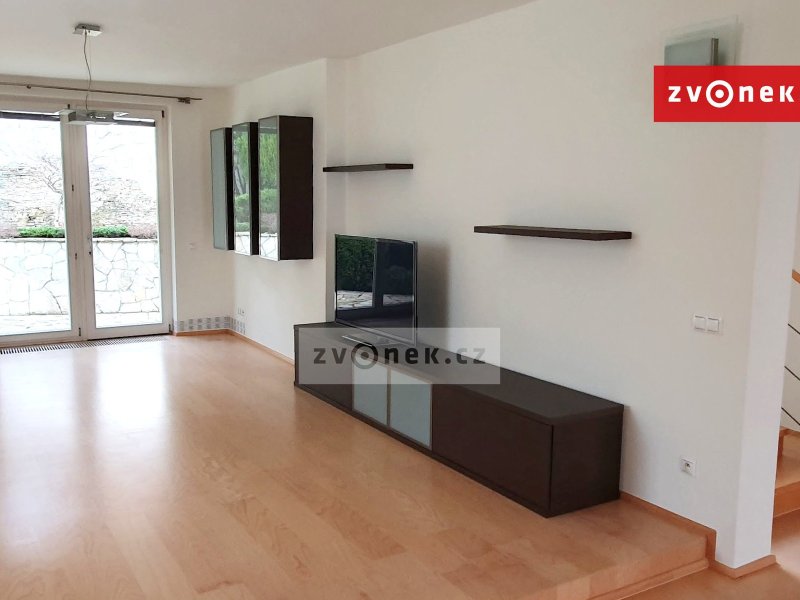 Byt 5+1 s garáží Zlín - Na Výsluní, zahrada
