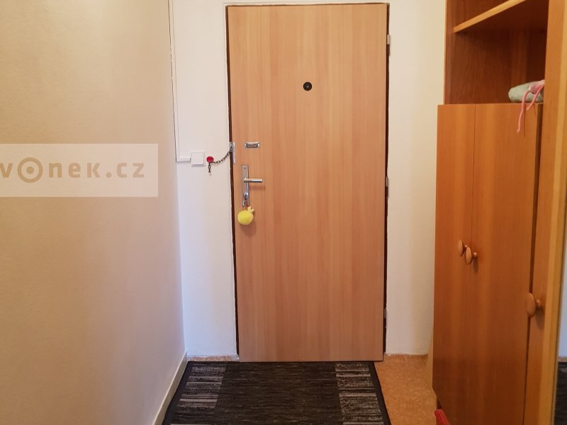 Pronájem prostorného bytu 3+1 s lodžií, Středová Zlín