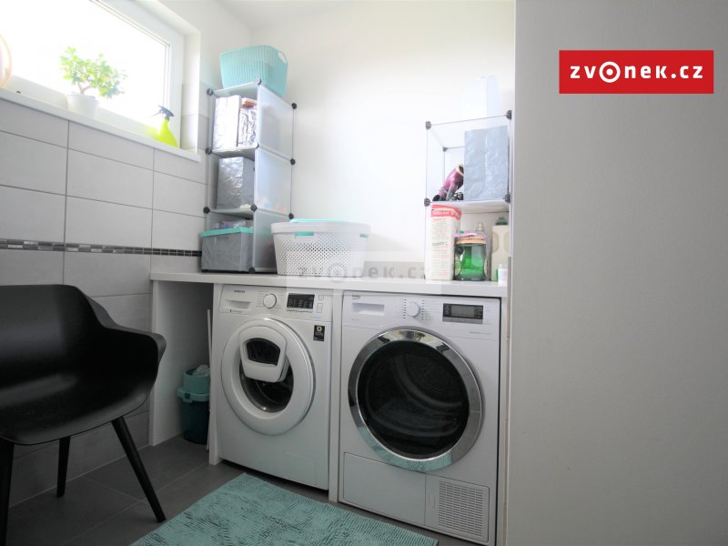 Pronájem rodinného domu, Hostišová