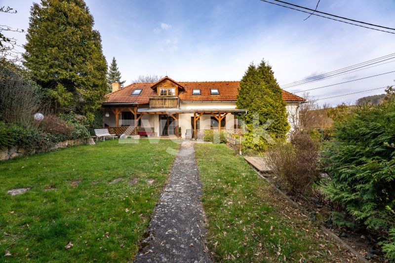 Prodej stavebního pozemku cca 470 m², Hvozdná