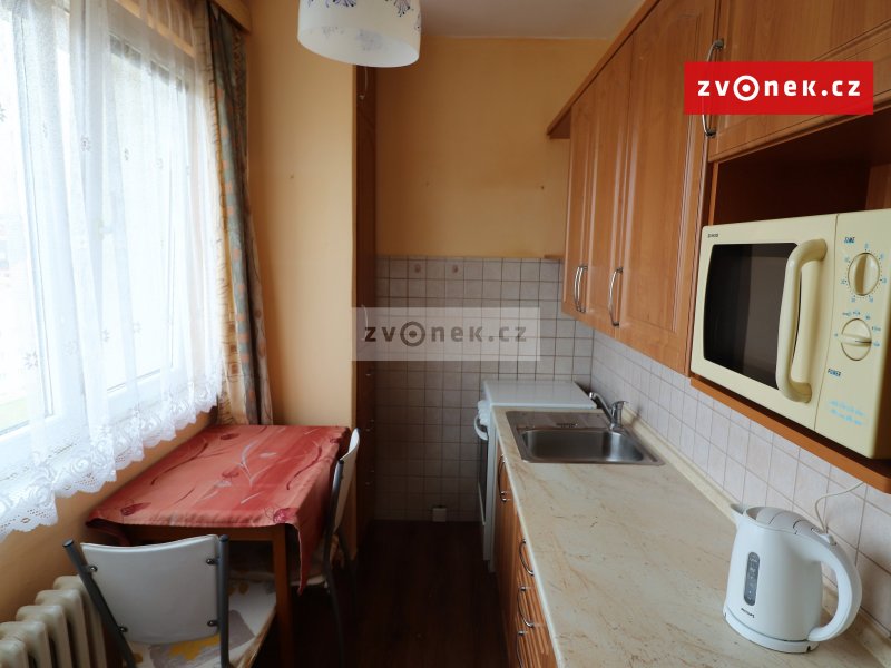 Prodej zařízeného bytu 2+1 s balkónem. Zlín Malenovice. CP 53m.