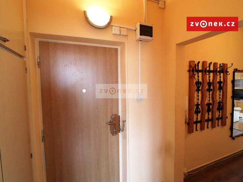 Prodej zařízeného bytu 2+1 s balkónem. Zlín Malenovice. CP 53m.