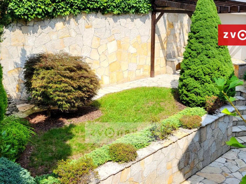 Pronájem rodinného domu Zlín - Na Výsluní, garáž, zahrada