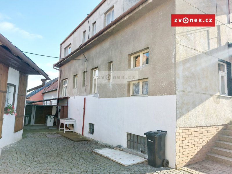 Prodej RD Vlčnov 286m2, vhodný k bydlení i podnikání