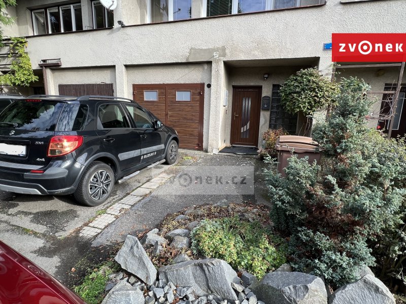 Prodej řadového rodinného domu, 5+KK s nádherným výhledem.