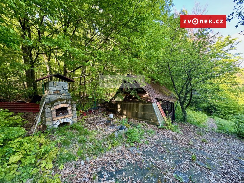 Zemědělská stavba s lesy Ludkovice - Pradlisko