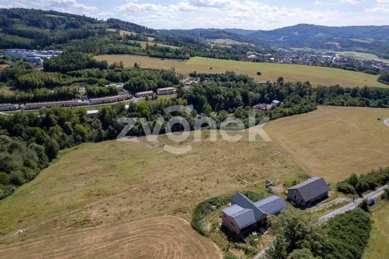 Prodej stavebního pozemku Jablůnce s projektem na stavbu roubenky, 1 055 m2