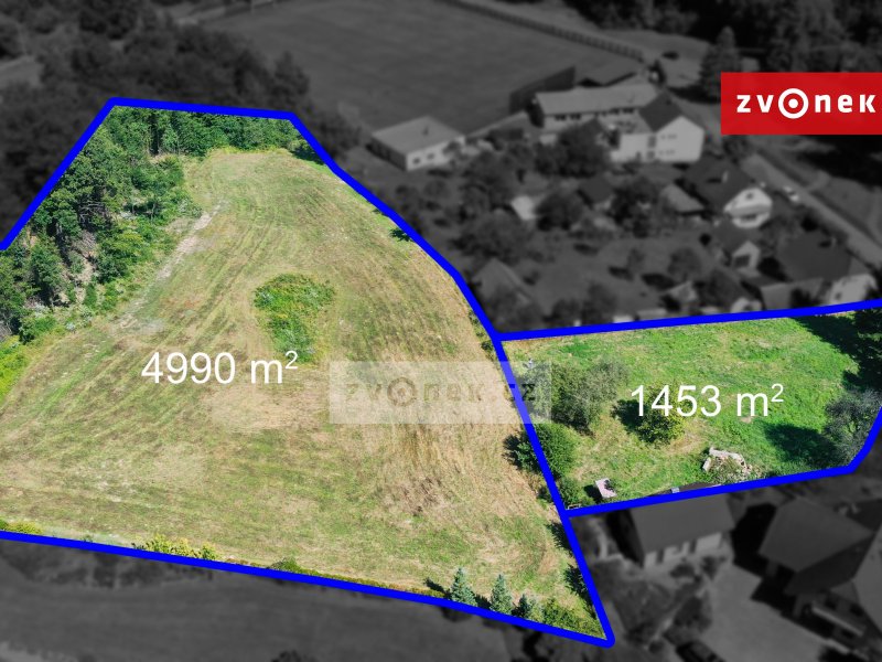 Prodej stavebního pozemku 1453 m² v Březůvkách jako součást souboru pozemků o celkové rozloze 6443 m² !