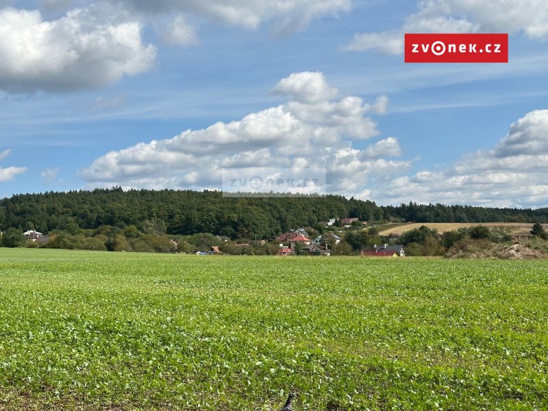 Výjimečný stavební pozemek u lesa Zlín - Velíková