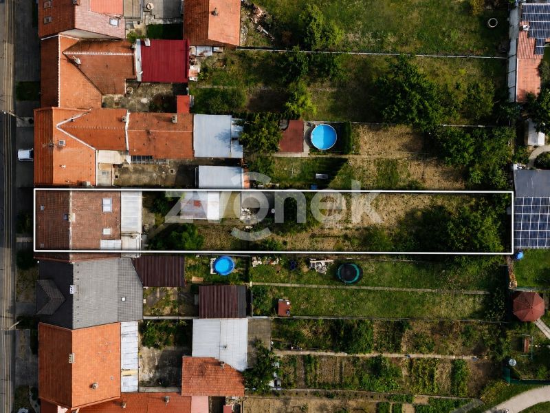 Prodej prostorného rodinného domu s garáží, terasou a zahradou - Ostrožská Nová Ves, ul. Nová